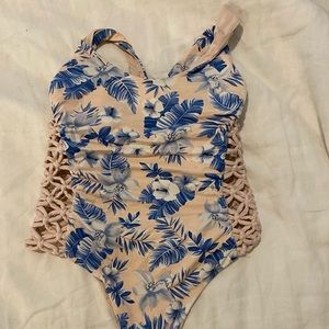 Frankie’s bikinis Camilla one piece